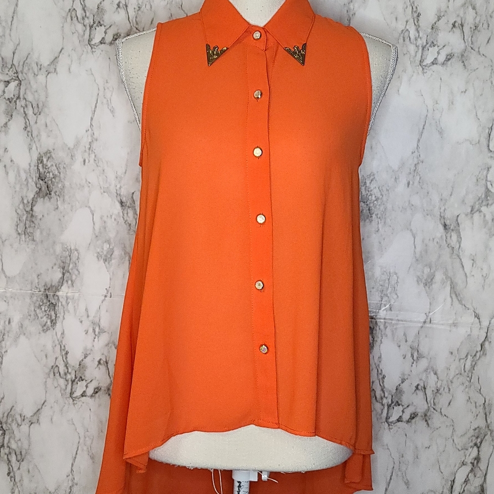 Coveted Clothing button down size medium
